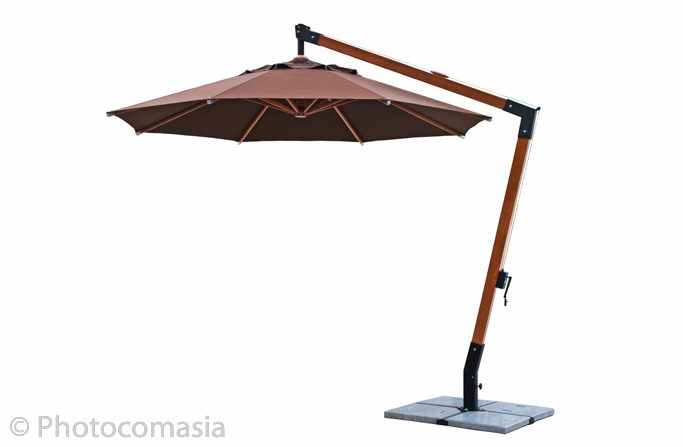 Gold ring with diamonds On the white background