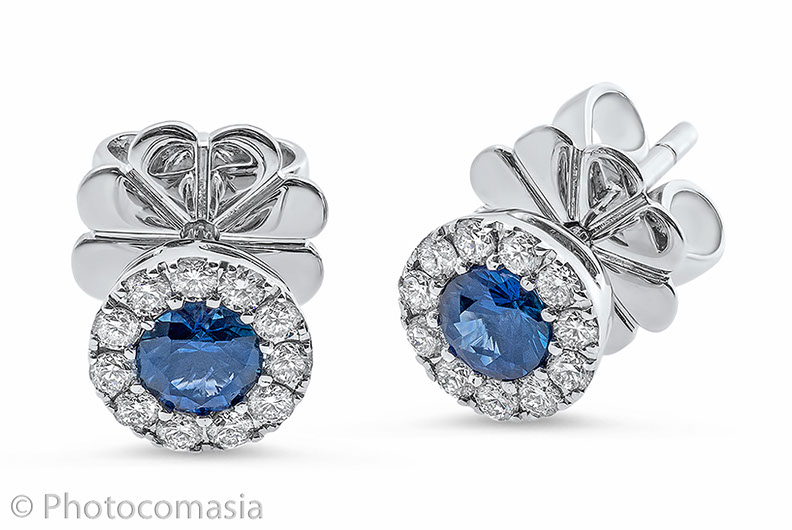 silver_earrings_diamonds-blue